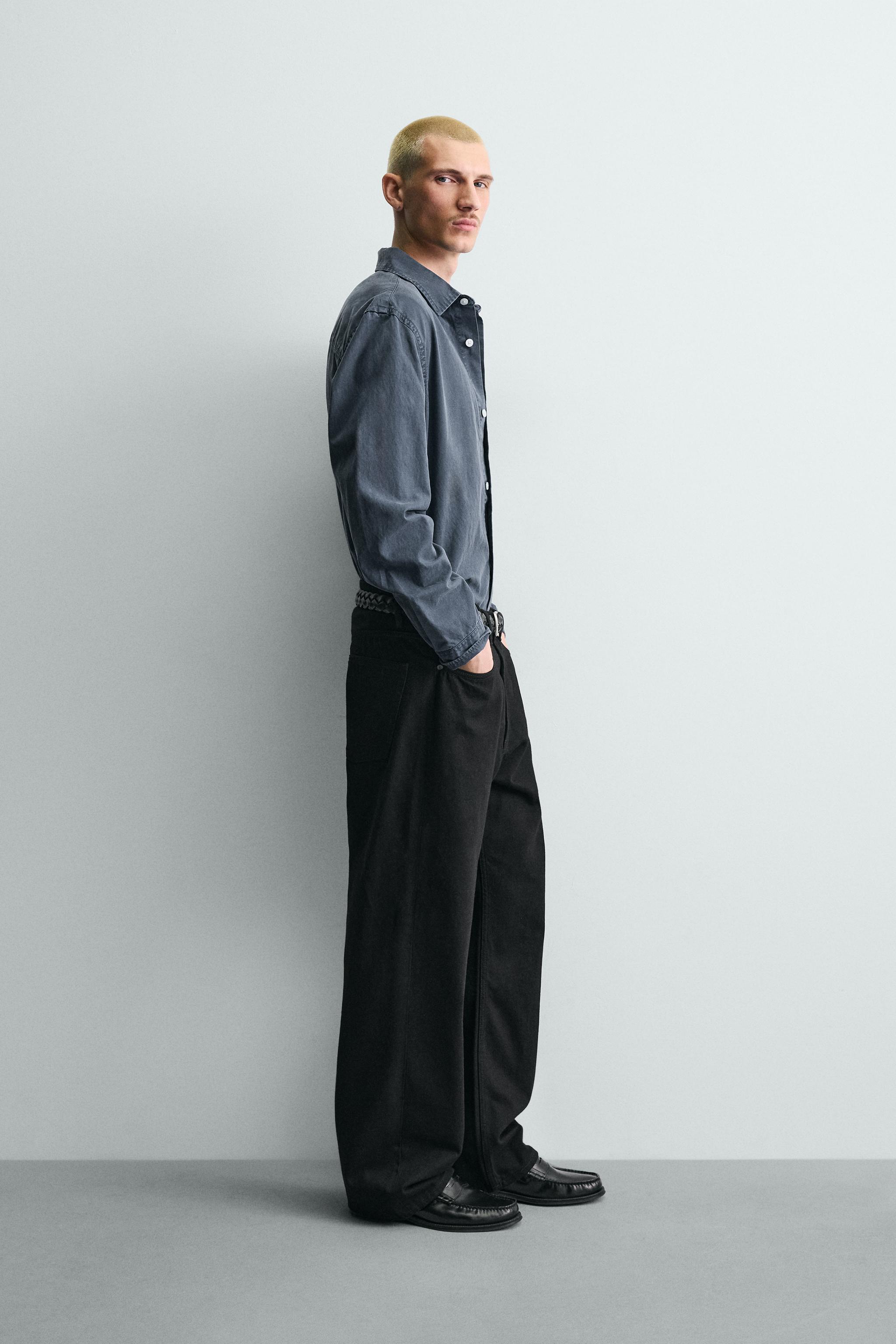 LOOSE FIT JEANS